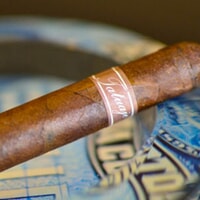 Negociant #1 Robusto - Box of 25 (5 x 52) 
